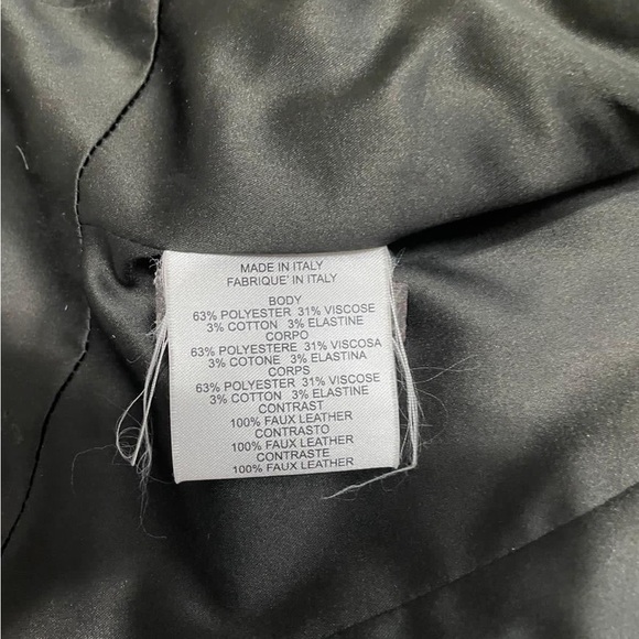 Elegant Black and White Paisley Blazer - Picture 12 of 13